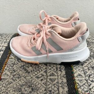 Adidas cloudfoam little girl sz 12 1/2